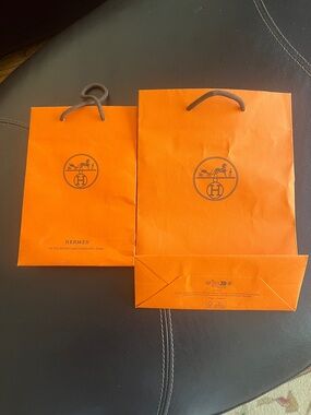 Hermès Bright Orange Paper Shopping Bags with Rope Handles (Pair)